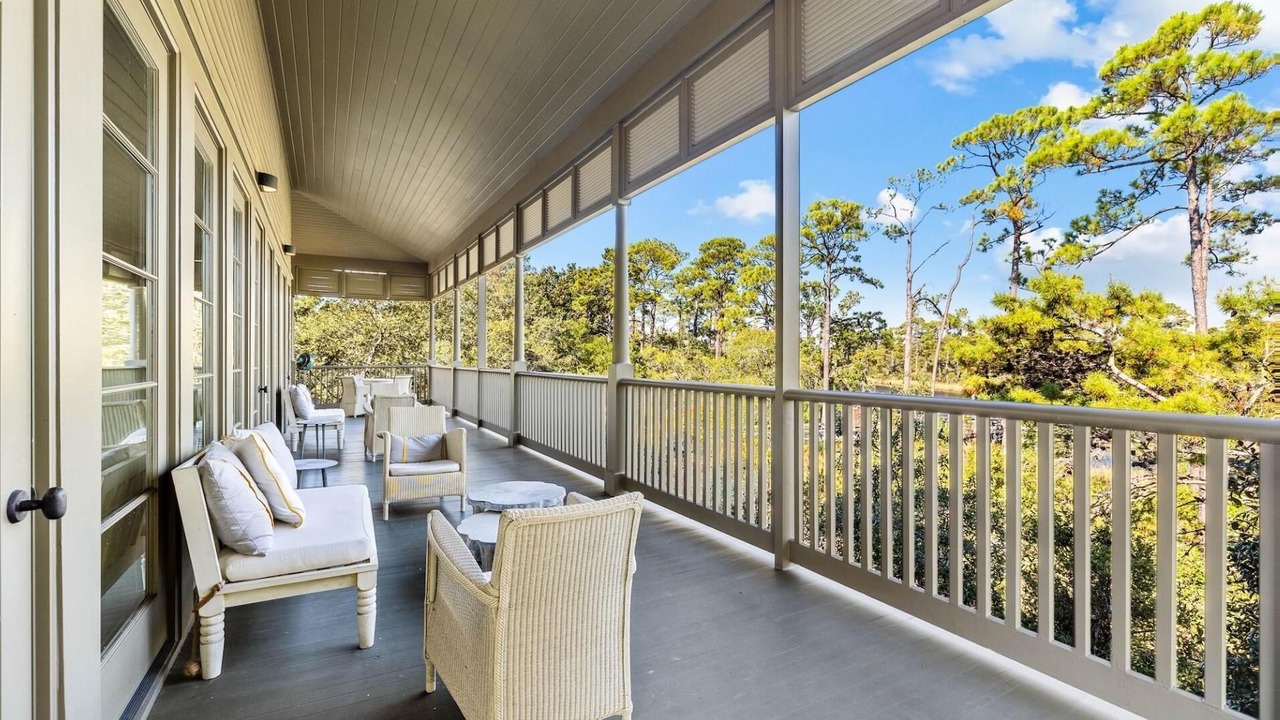 Photo of Patio Balcony in Cottage District