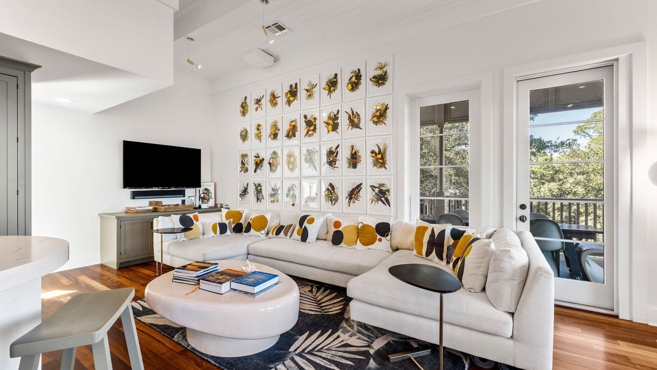 Photo of Livingroom in Cottage District