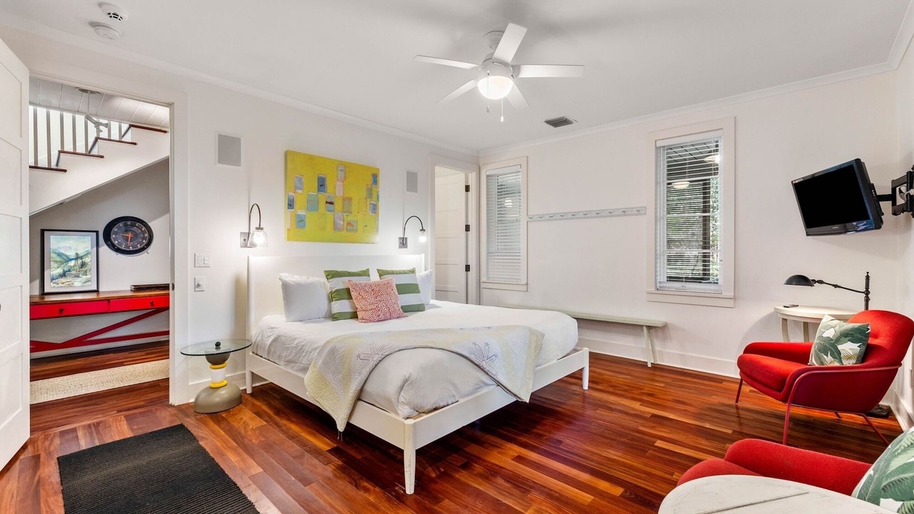 Photo of Bedroom in Cottage District