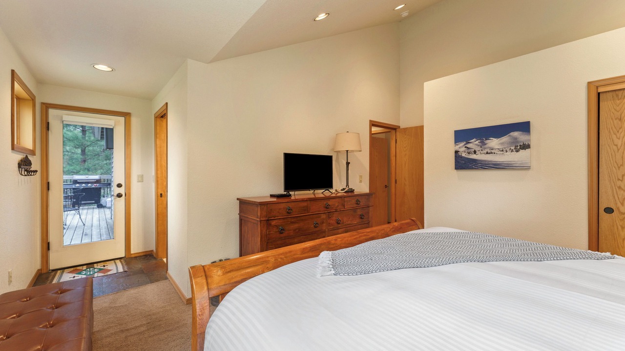 Photo of Bedroom in Sunriver