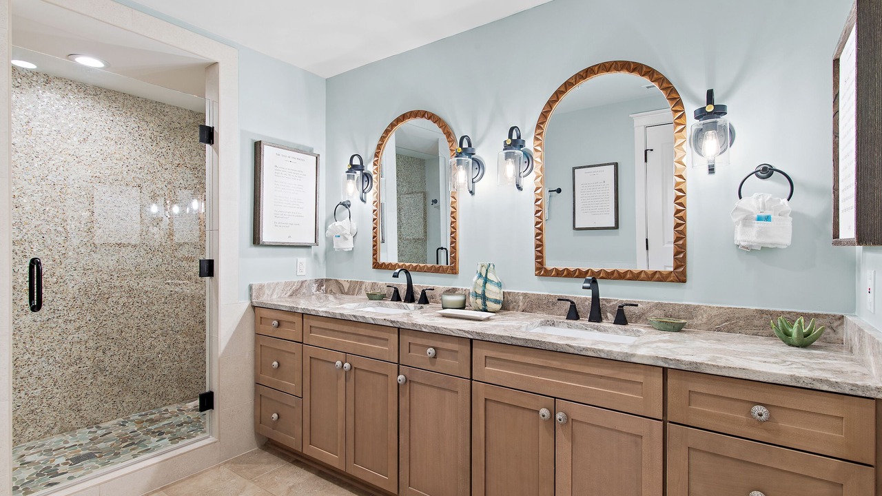 Photo of Bathroom in Gulf District