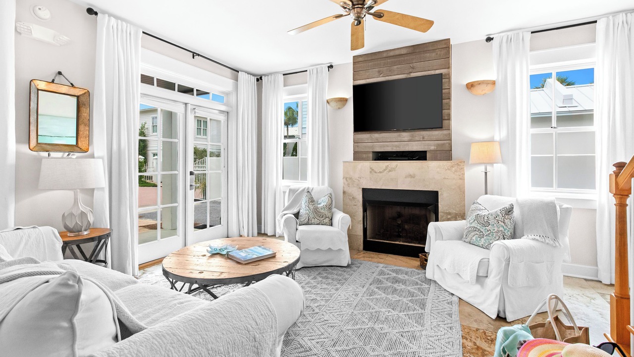 Photo of Livingroom in Rosemary Beach