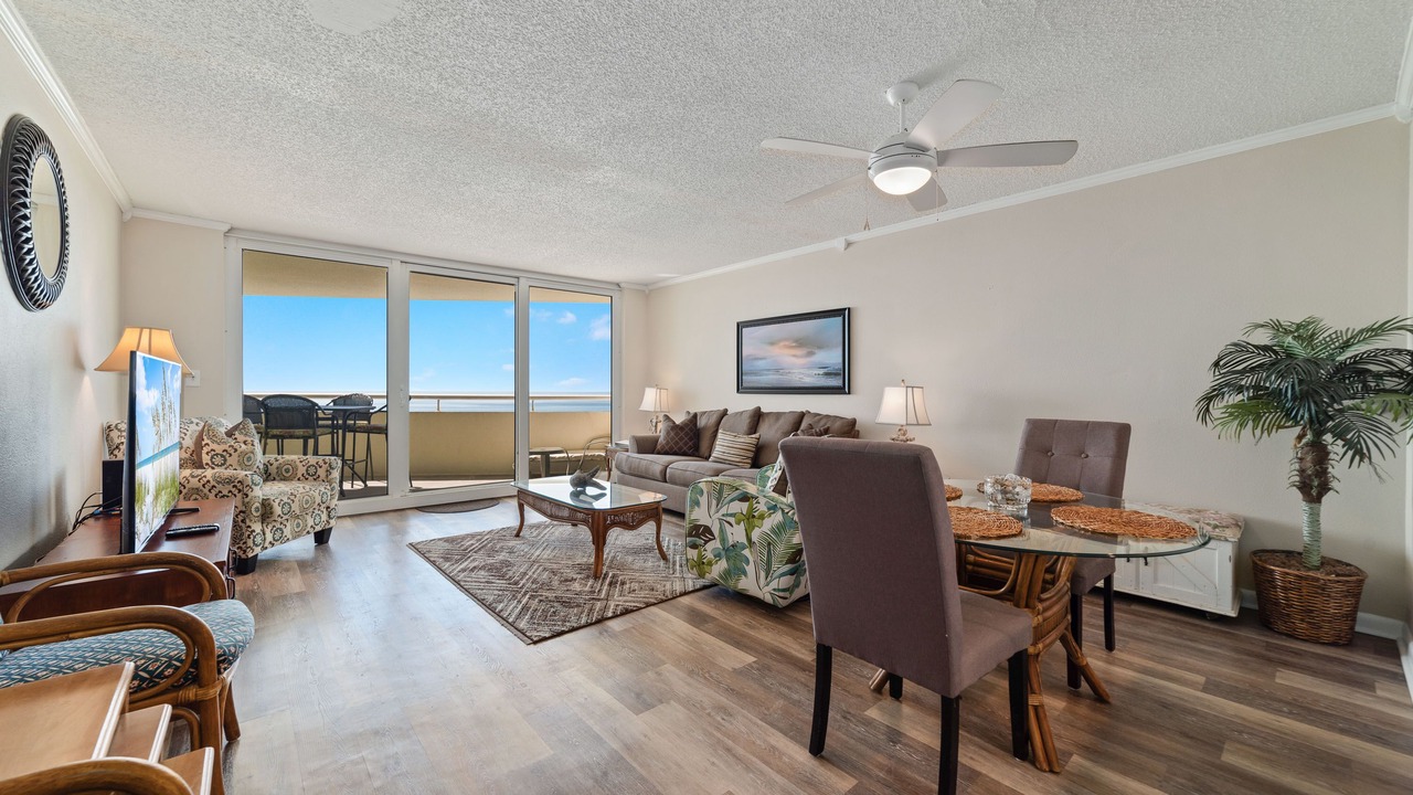 Photo of Livingroom in Ono Island