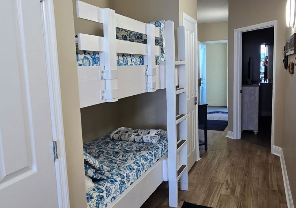Photo of Bedroom in Miramar Beach