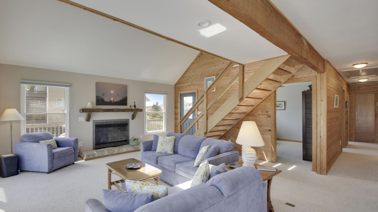 Photo of Livingroom in Whalehead Beach