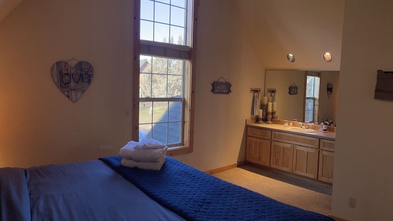 Photo of Bedroom in Redmond