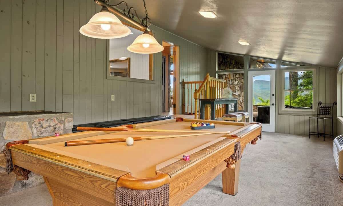 Photo of Bedroom in Chalet Village
