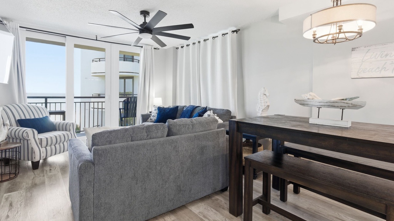 Photo of Livingroom in Fort Walton Beach