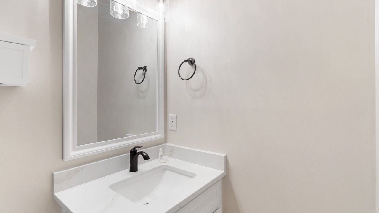 Photo of Bathroom in Dune Allen Beach