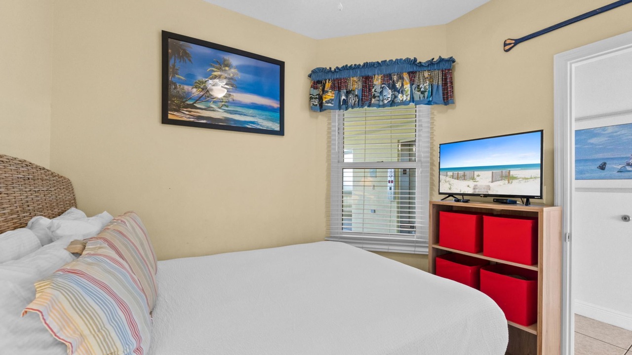 Photo of Bedroom in Miramar Beach