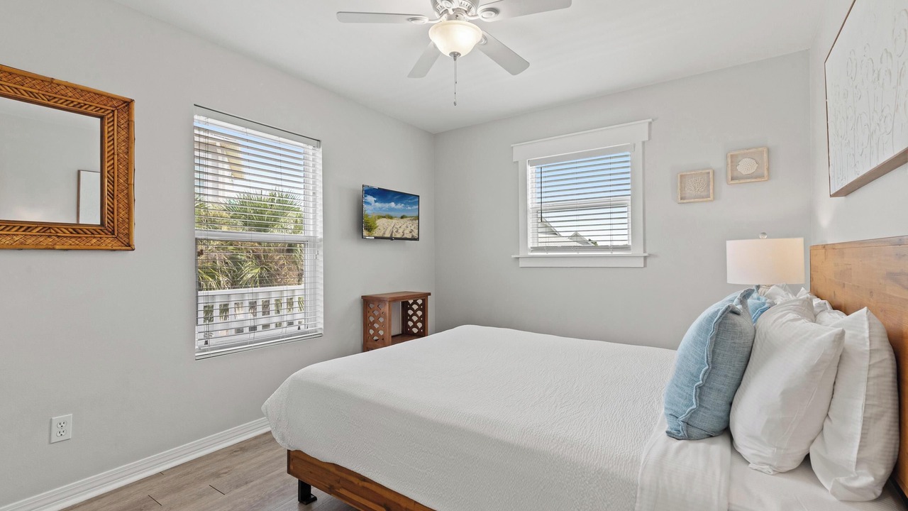 Photo of Bedroom in Seacrest