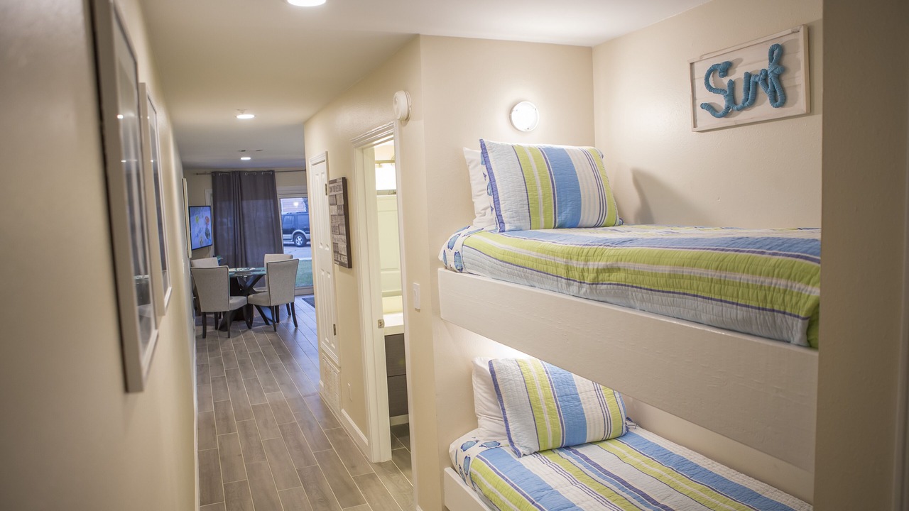 Photo of Bedroom in Miramar Beach