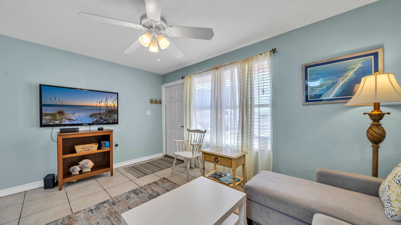 Photo of Livingroom in Fort Walton Beach