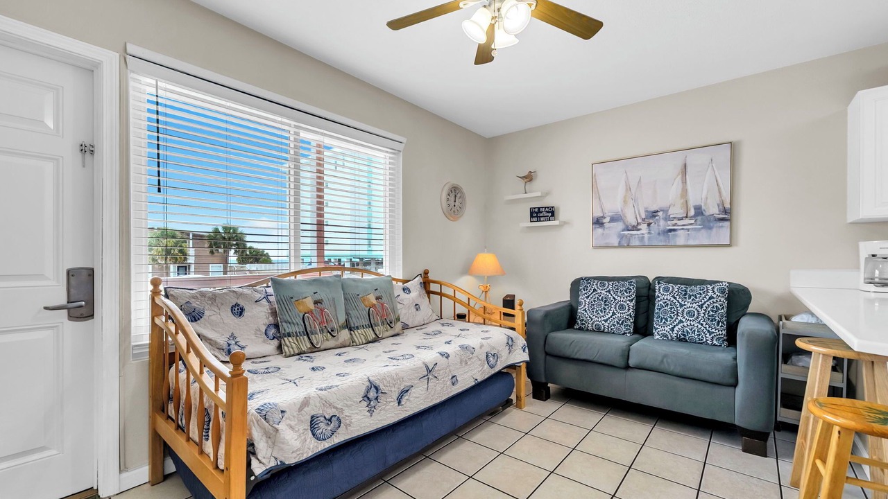 Photo of Livingroom in Fort Walton Beach