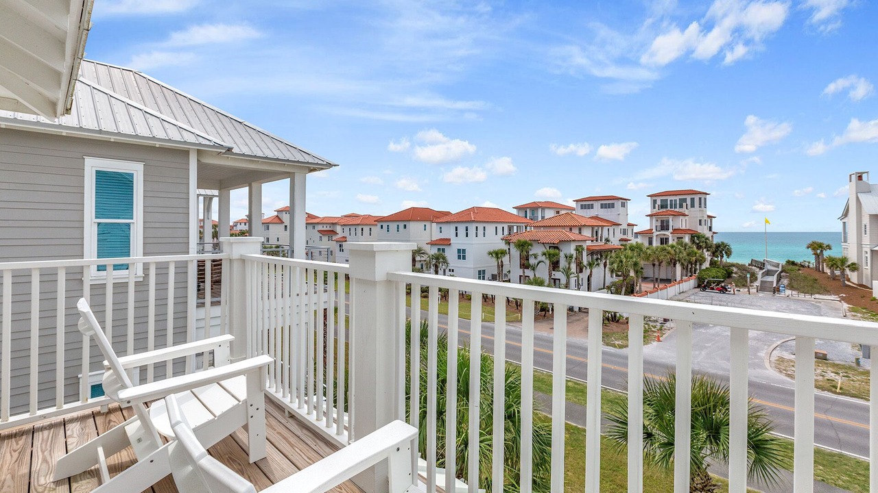 Photo of Patio Balcony in Dune Allen Beach