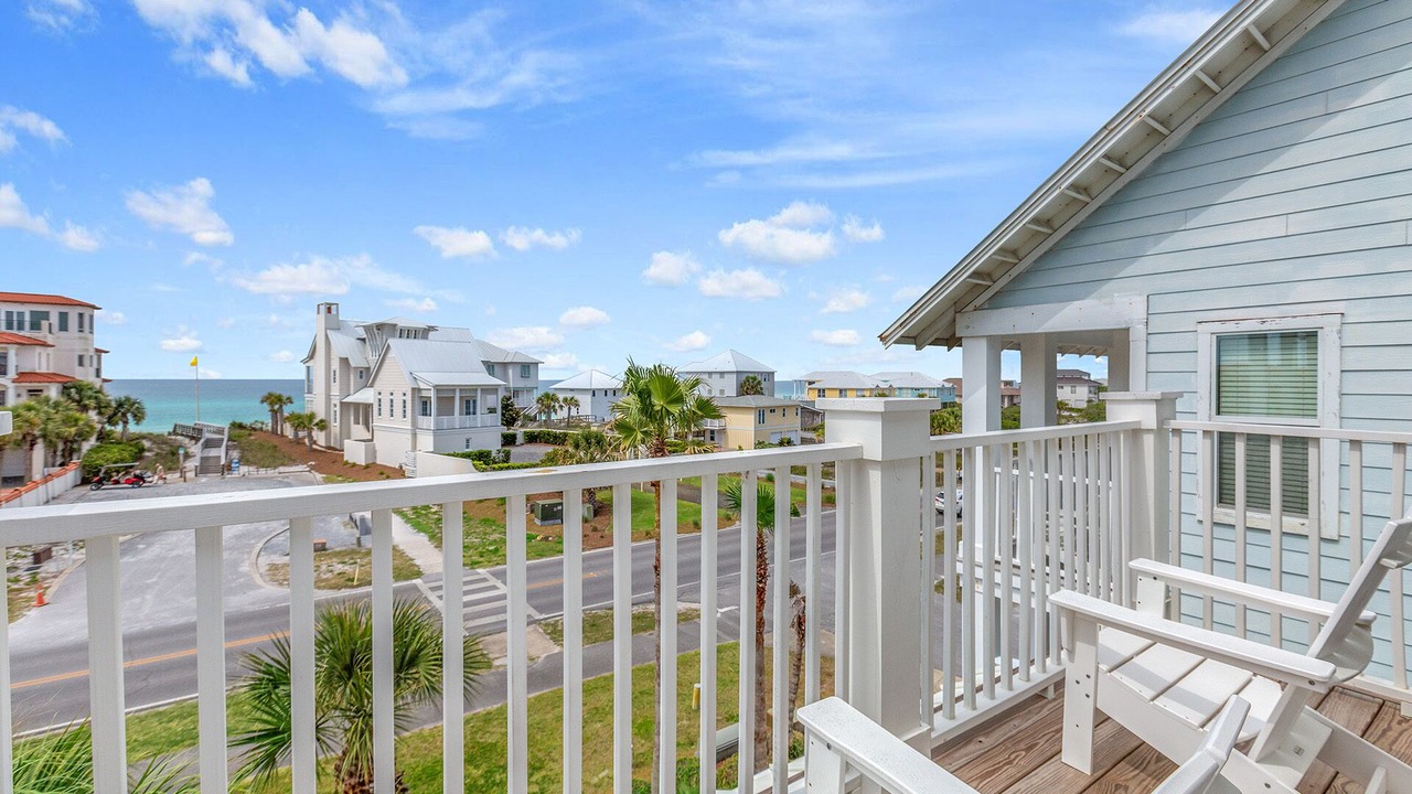 Photo of Patio Balcony in Dune Allen Beach