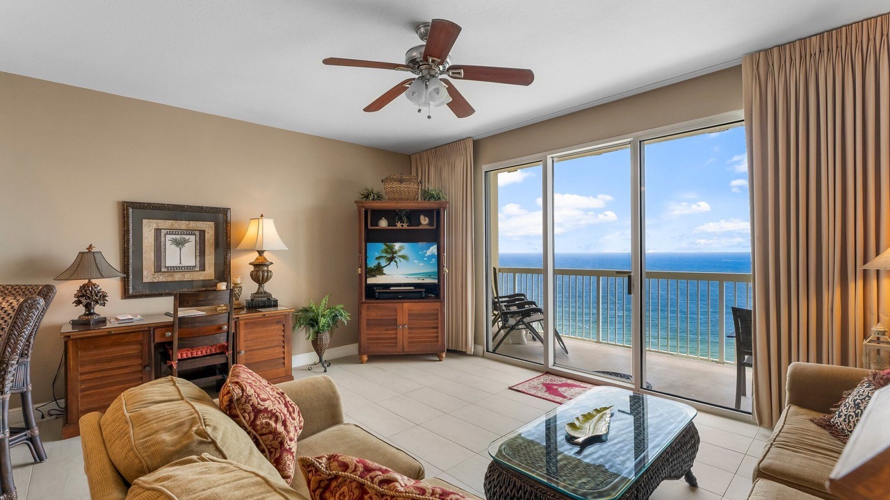 Photo of Livingroom in Miramar Beach