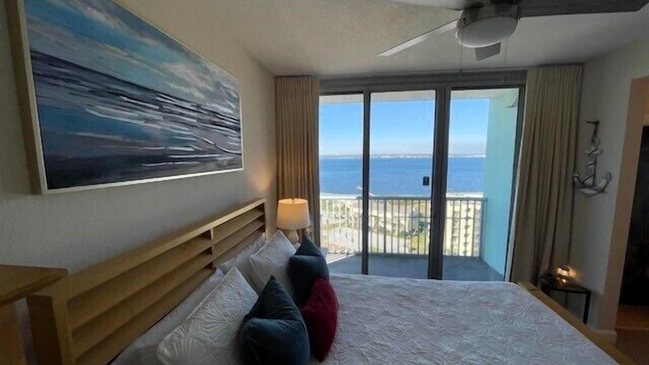 Photo of Bedroom in Pensacola Beach