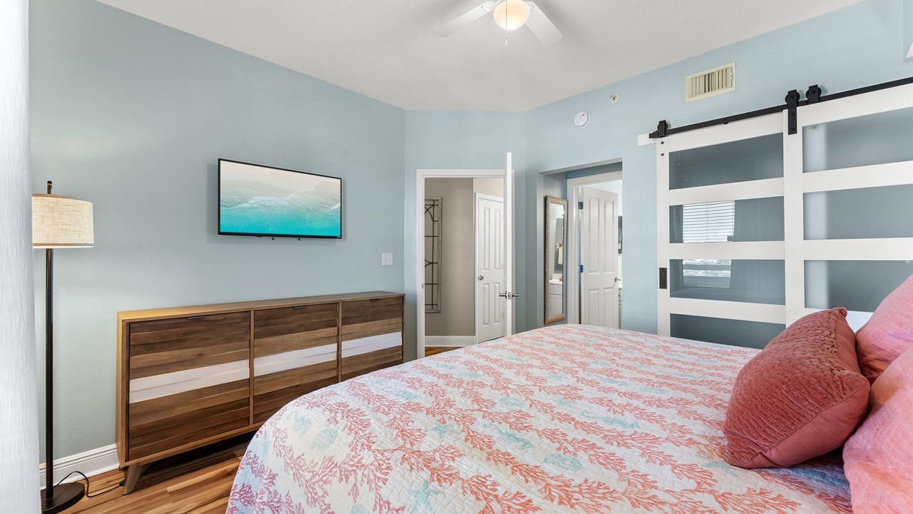 Photo of Bedroom in Miramar Beach