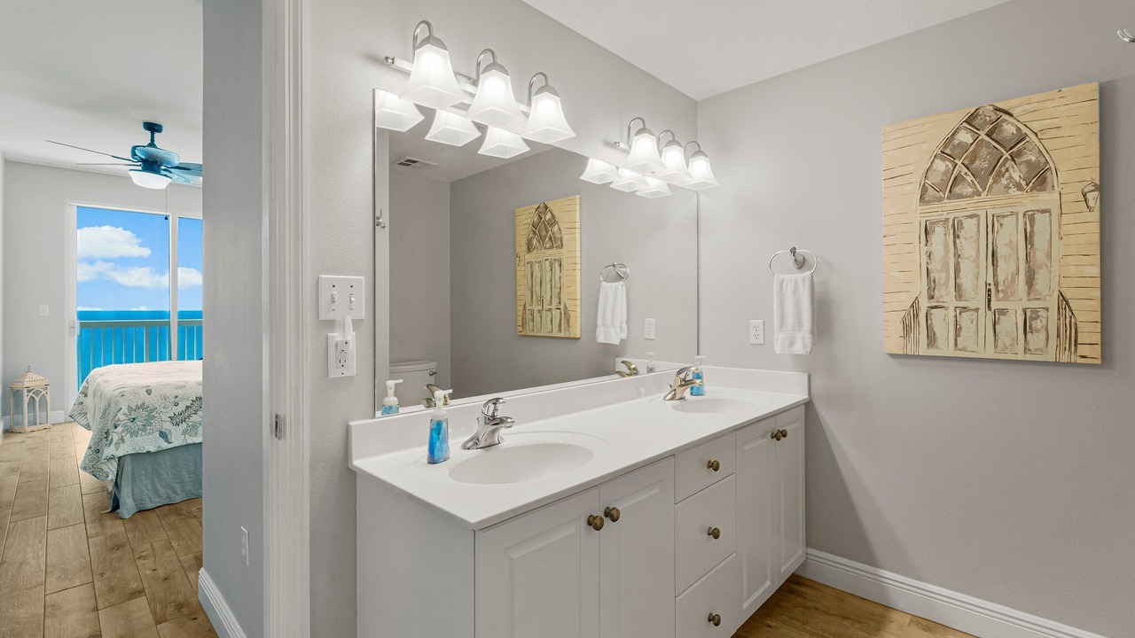 Photo of Bathroom in Miramar Beach