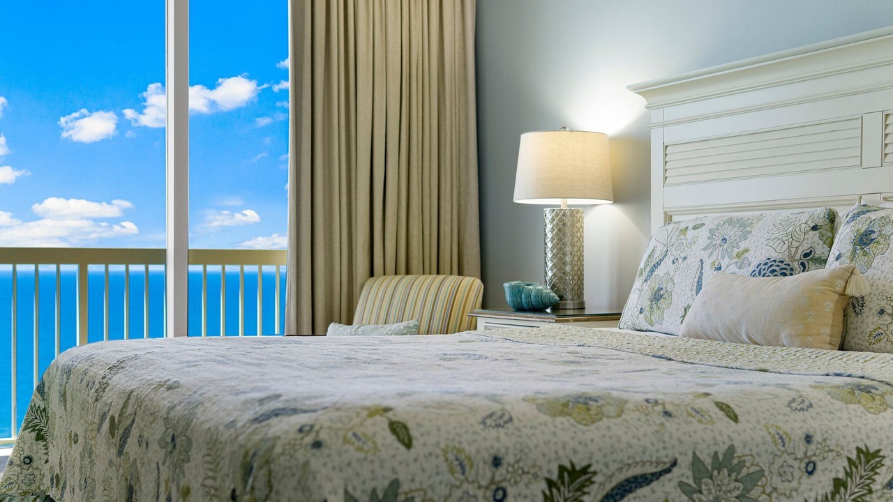 Photo of Bedroom in Miramar Beach