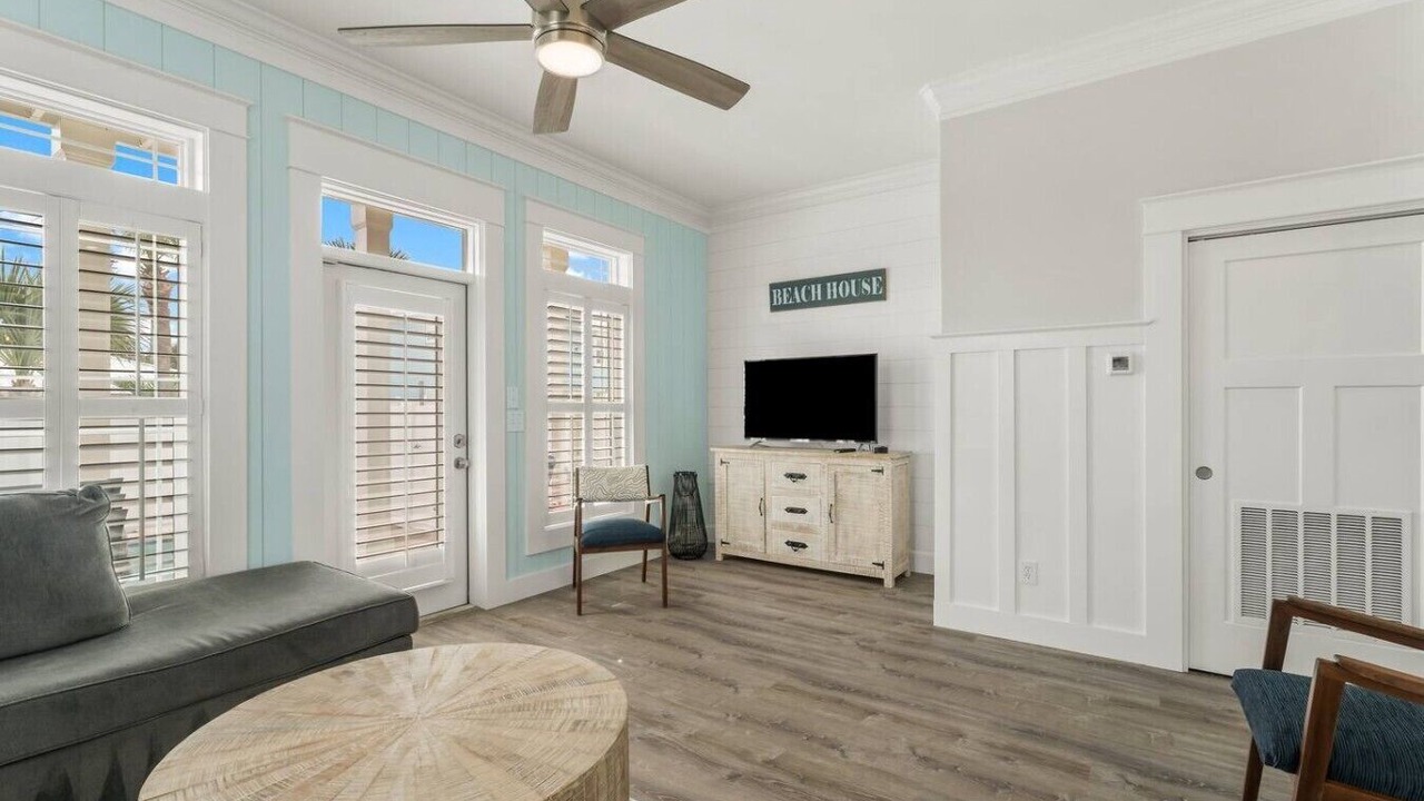 Photo of Livingroom in Bel Air