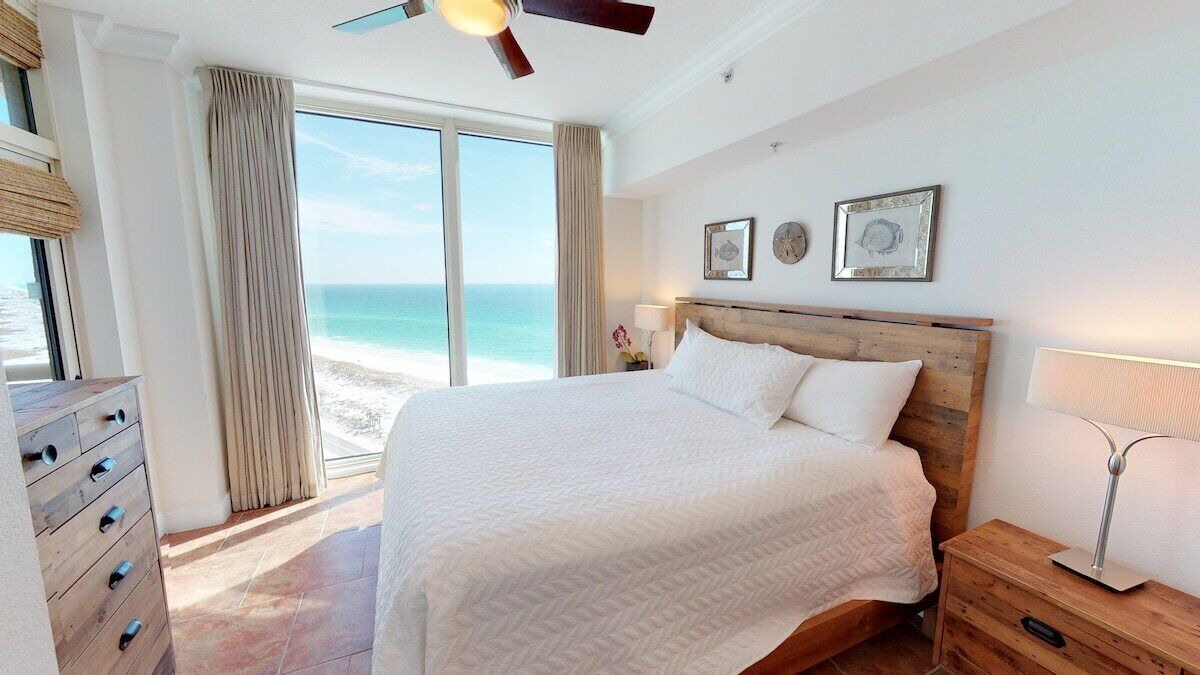Photo of Bedroom in Pensacola Beach