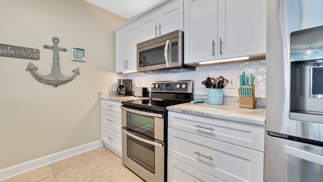 Photo of Kitchen in Orange Beach East