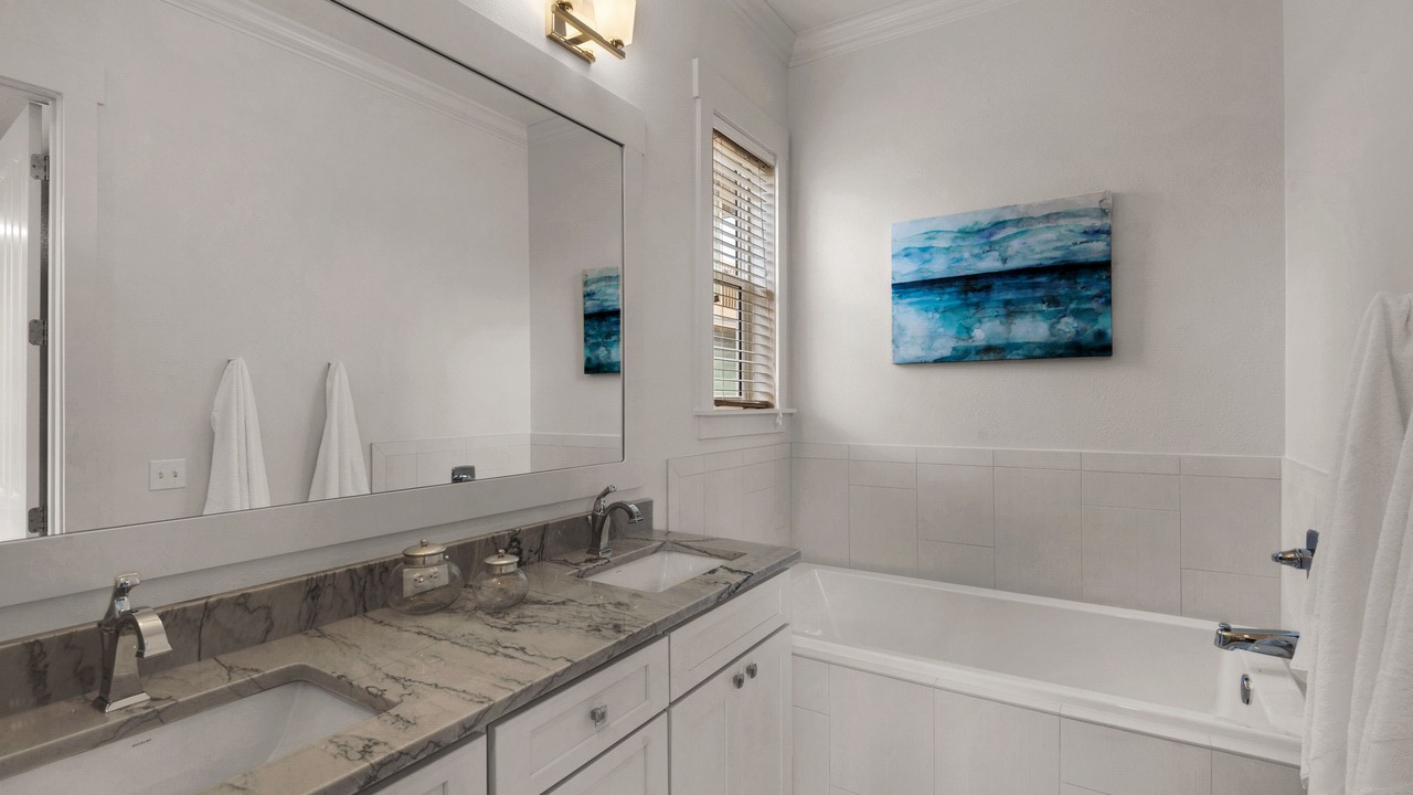 Photo of Bathroom in Rosemary Beach