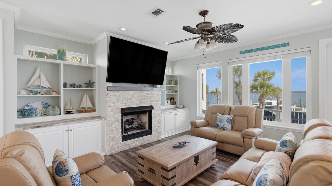 Photo of Livingroom in Navarre Beach