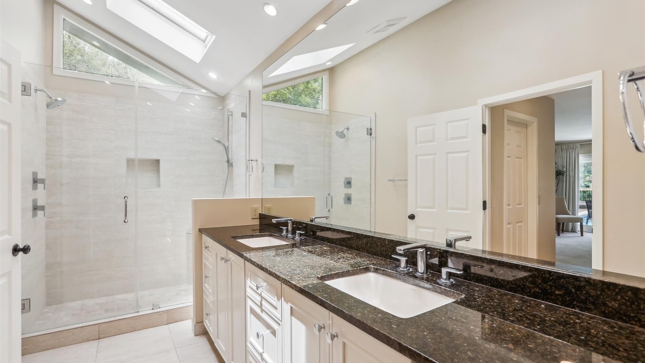 Photo of Bathroom in Oceanside