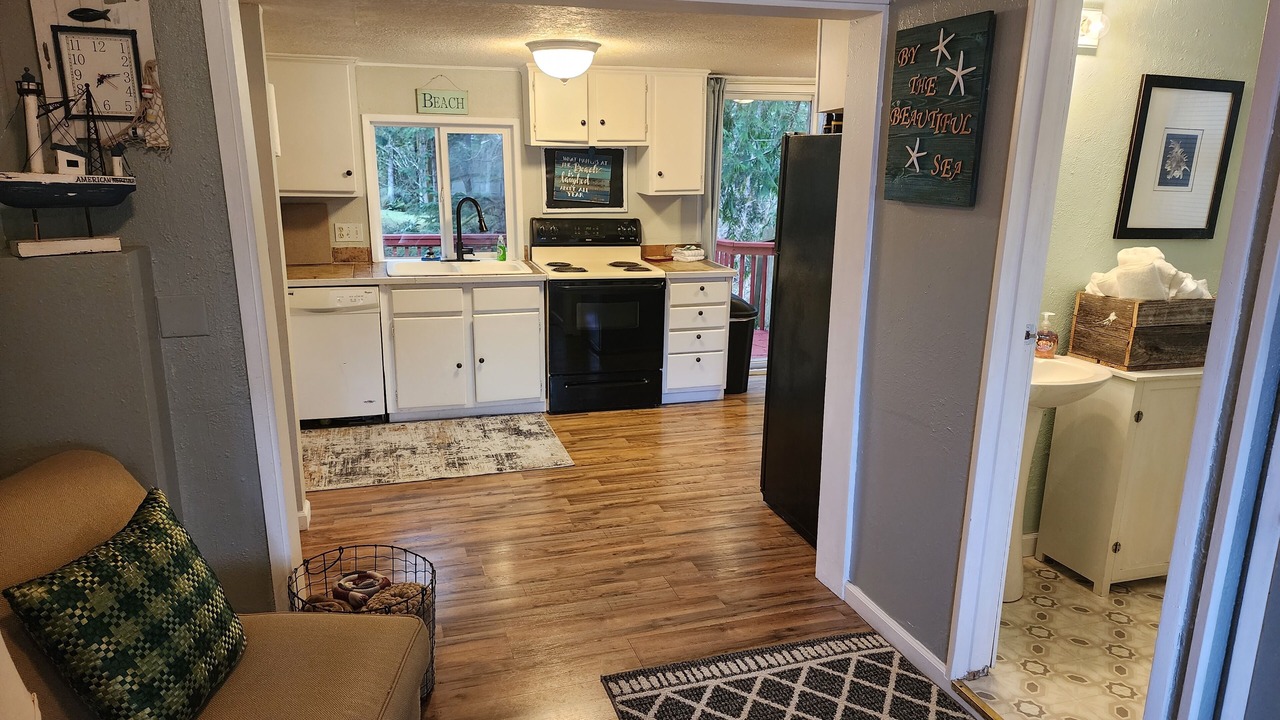 Photo of Kitchen in Lincoln City