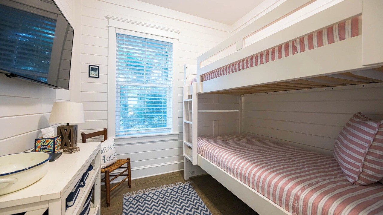 Photo of Bedroom in Santa Rosa Beach