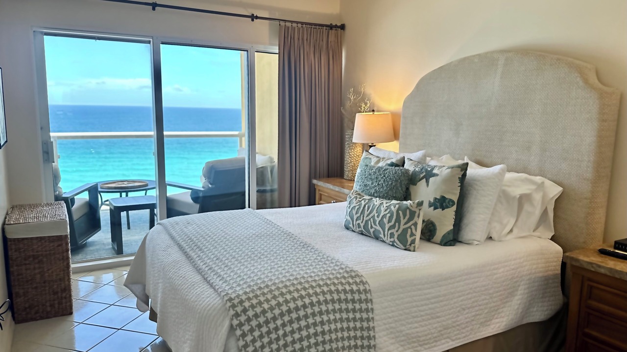 Photo of Bedroom in Pensacola Beach