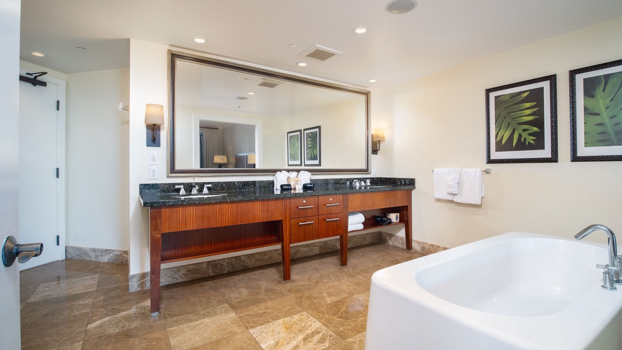 Photo of Bathroom in Honokowai