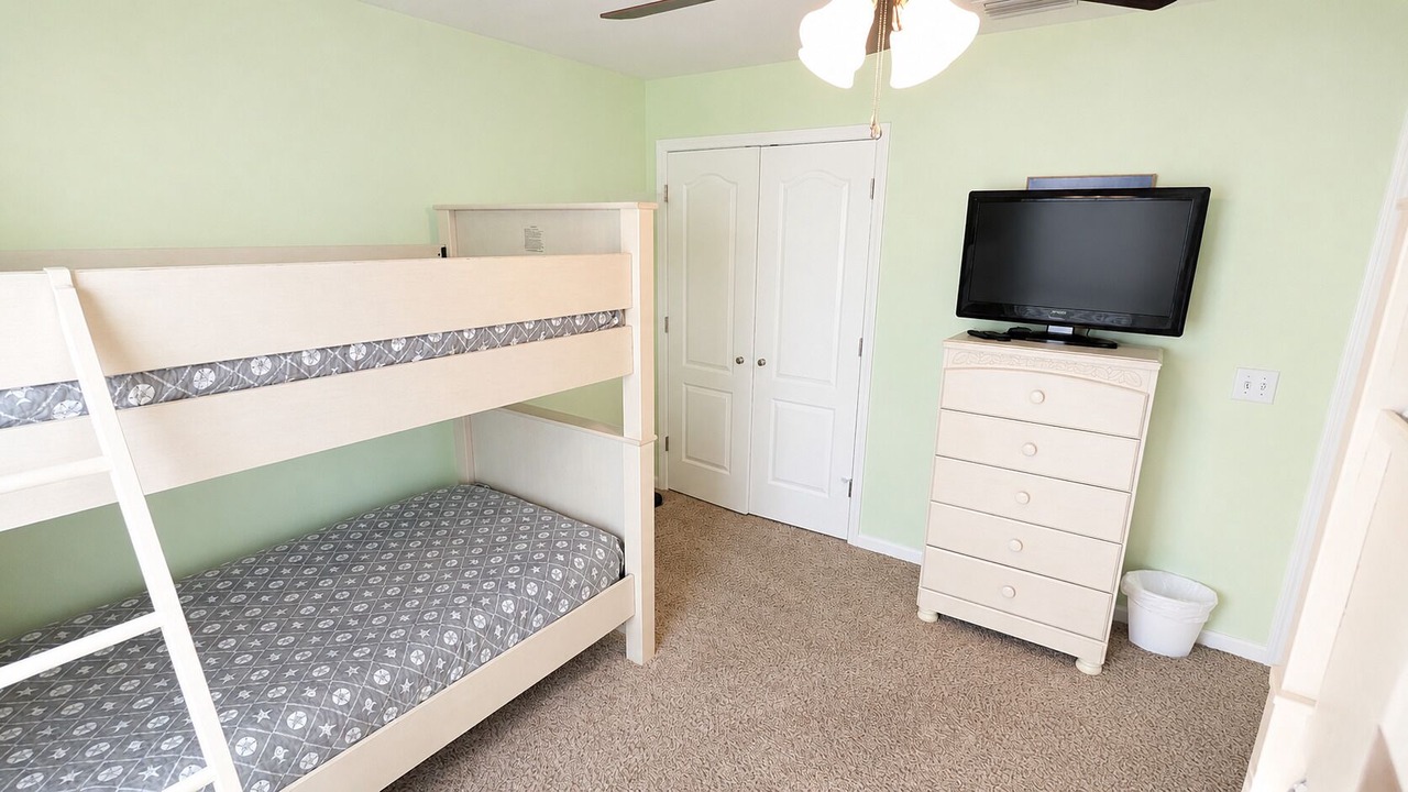 Photo of Bedroom in Crescent Beach