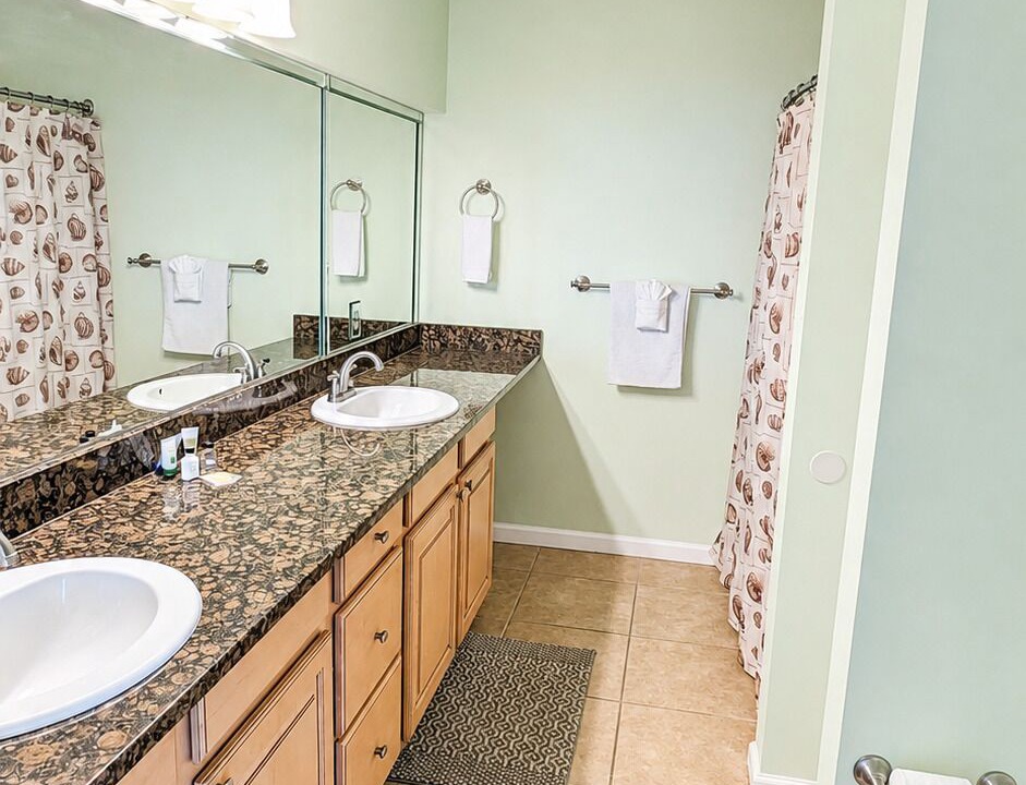 Photo of Bathroom in Crescent Beach