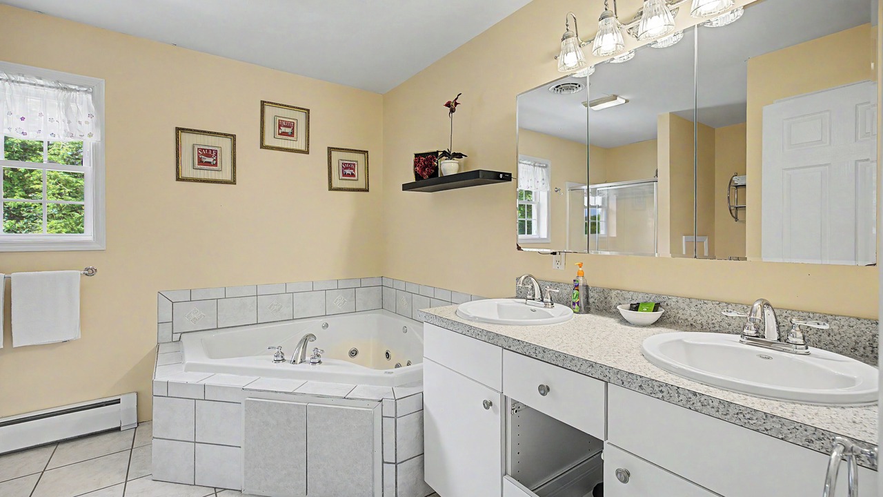 Photo of Bathroom in Warrensburg