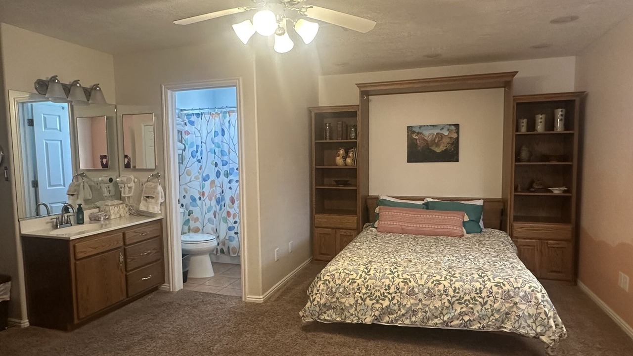 Photo of Bedroom in Ivins