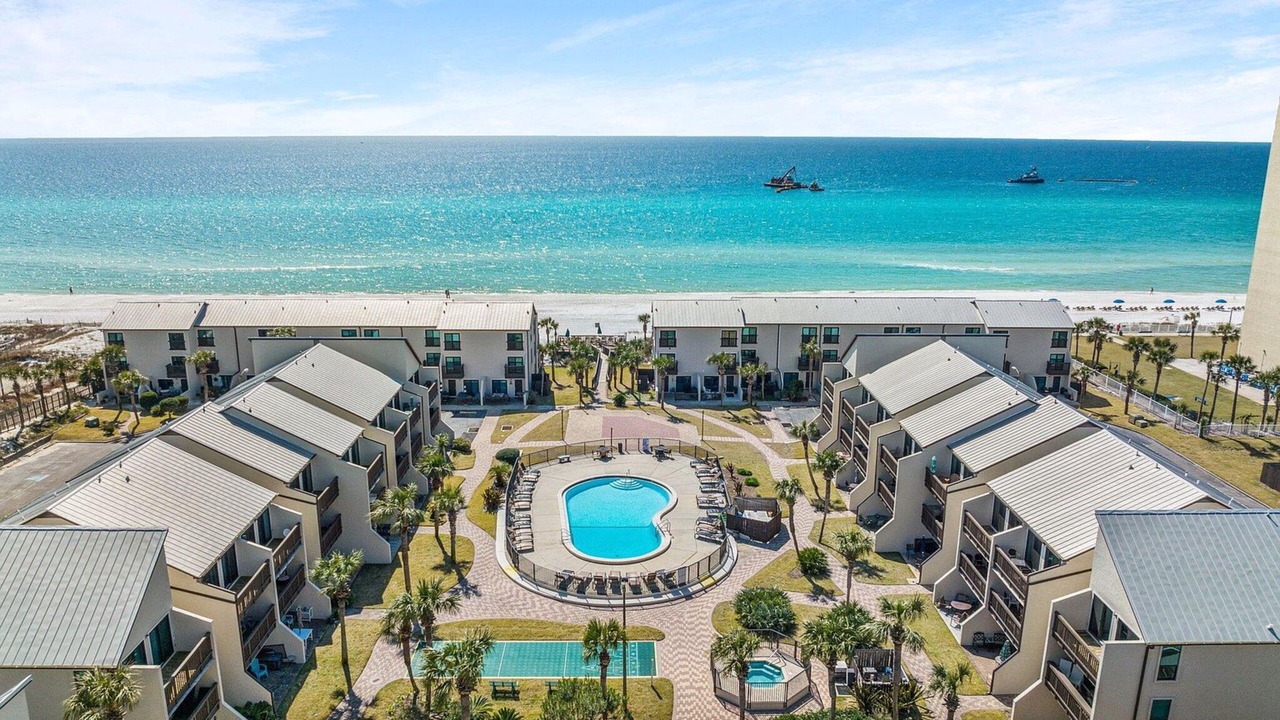 Photo of Outdoor in Biltmore Beach
