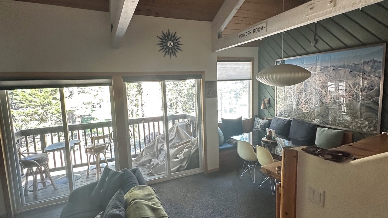Photo of Livingroom in Majestic Pines