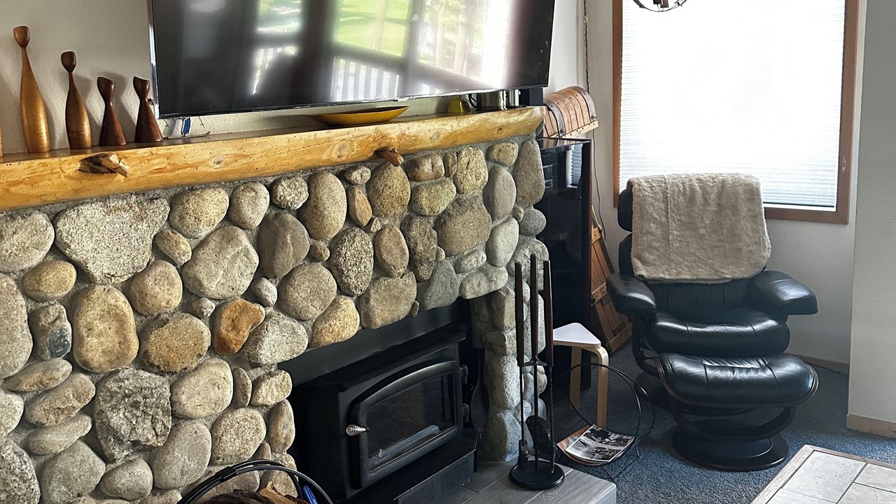 Photo of Livingroom in Majestic Pines