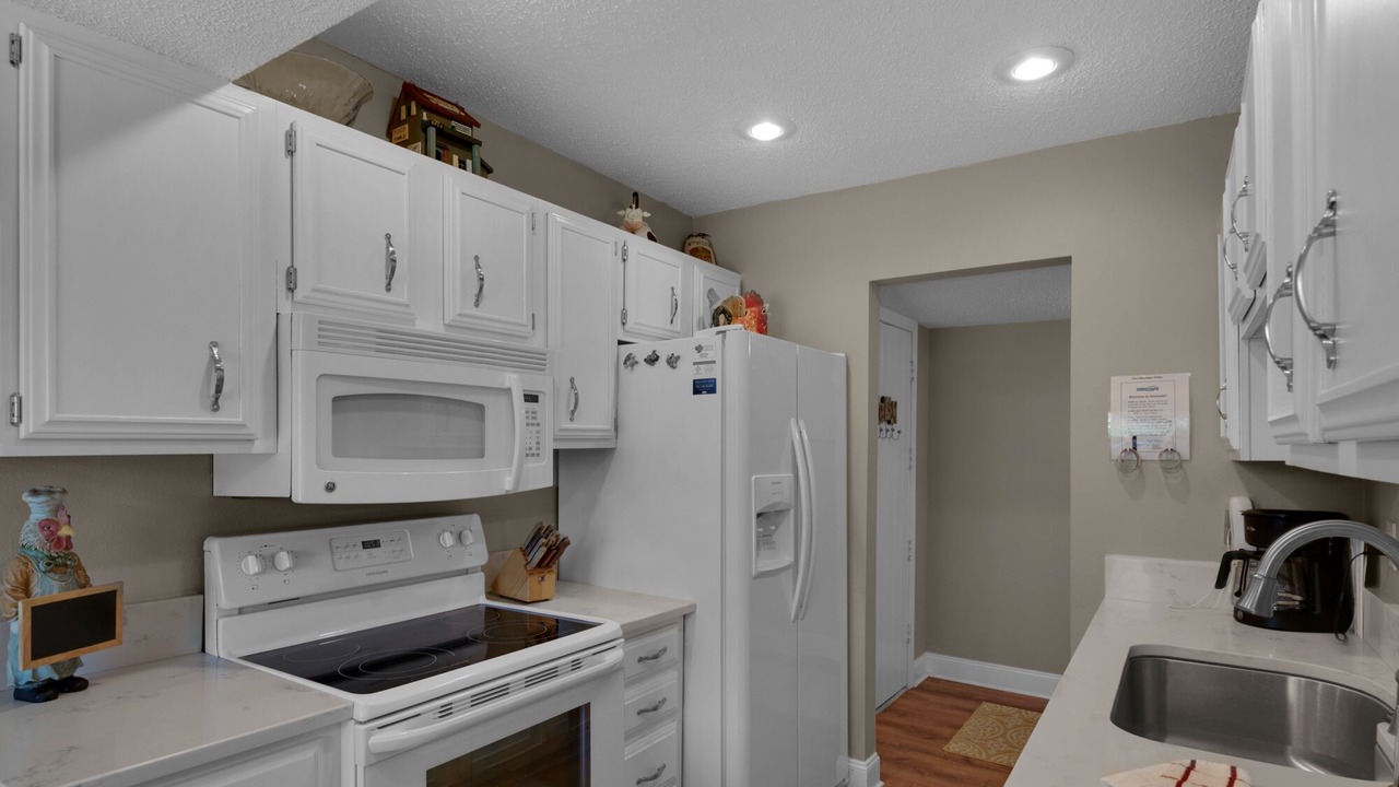 Photo of Kitchen in Miramar Beach