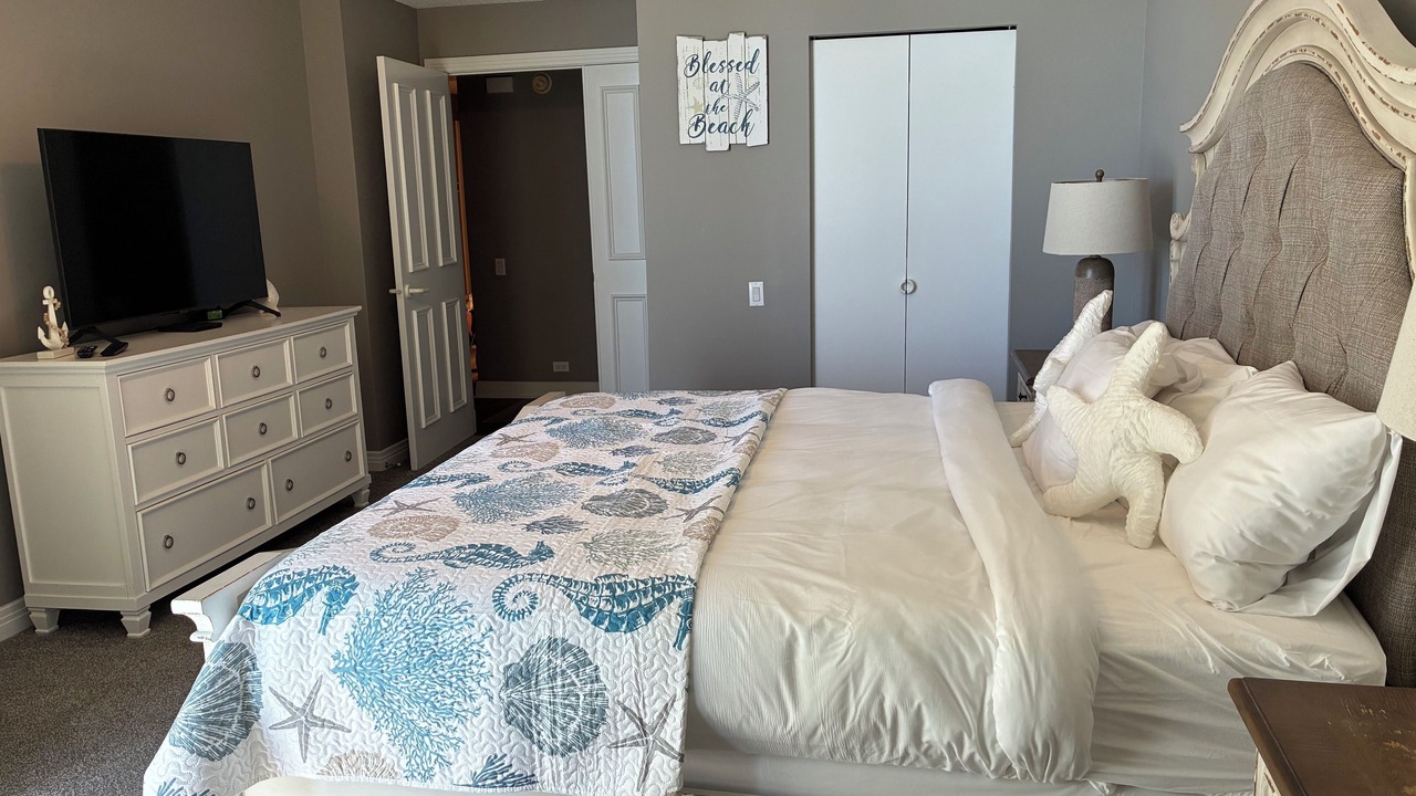 Photo of Bedroom in Navarre Beach