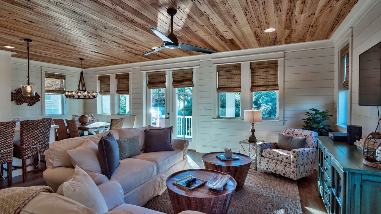 Photo of Bedroom in Seacrest Beach