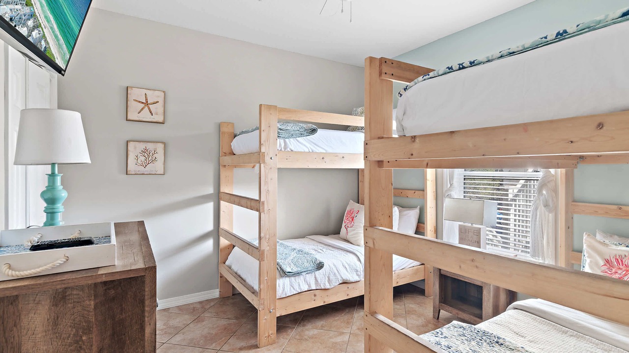 Photo of Bedroom in Seagrove Beach