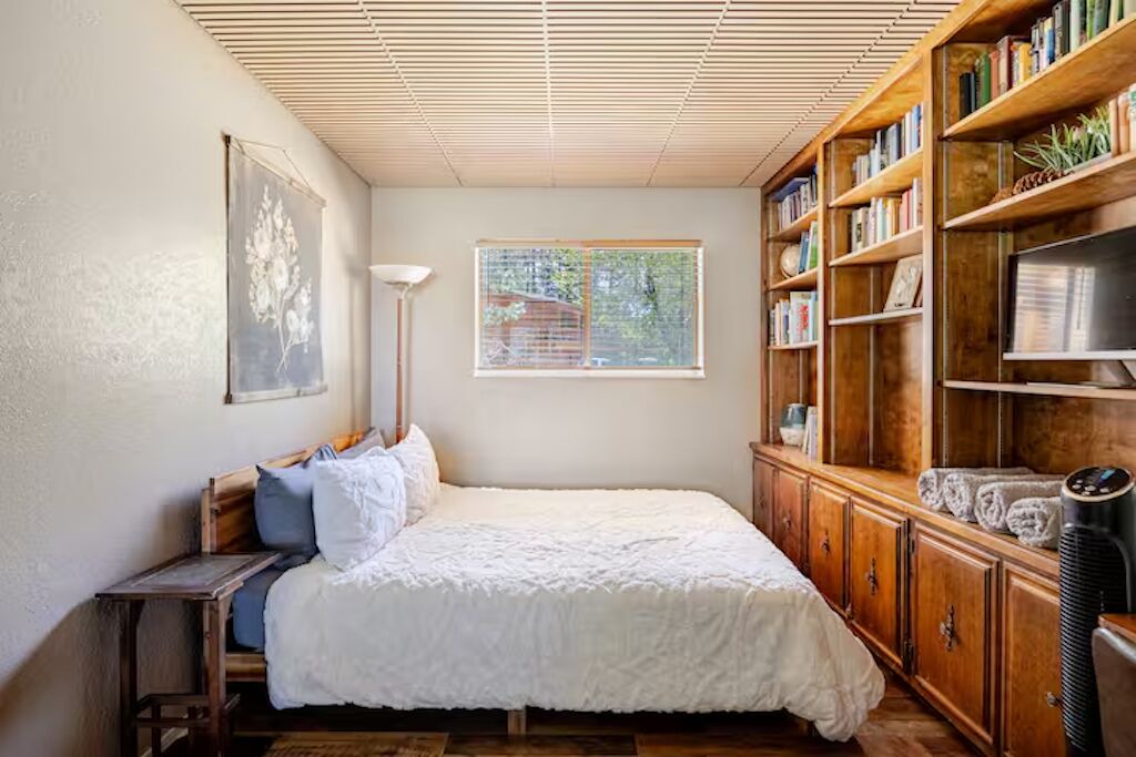 Photo of Bedroom in Zephyr Cove