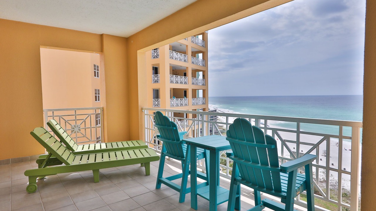 Photo of Patio Balcony in Silver Sands Beach