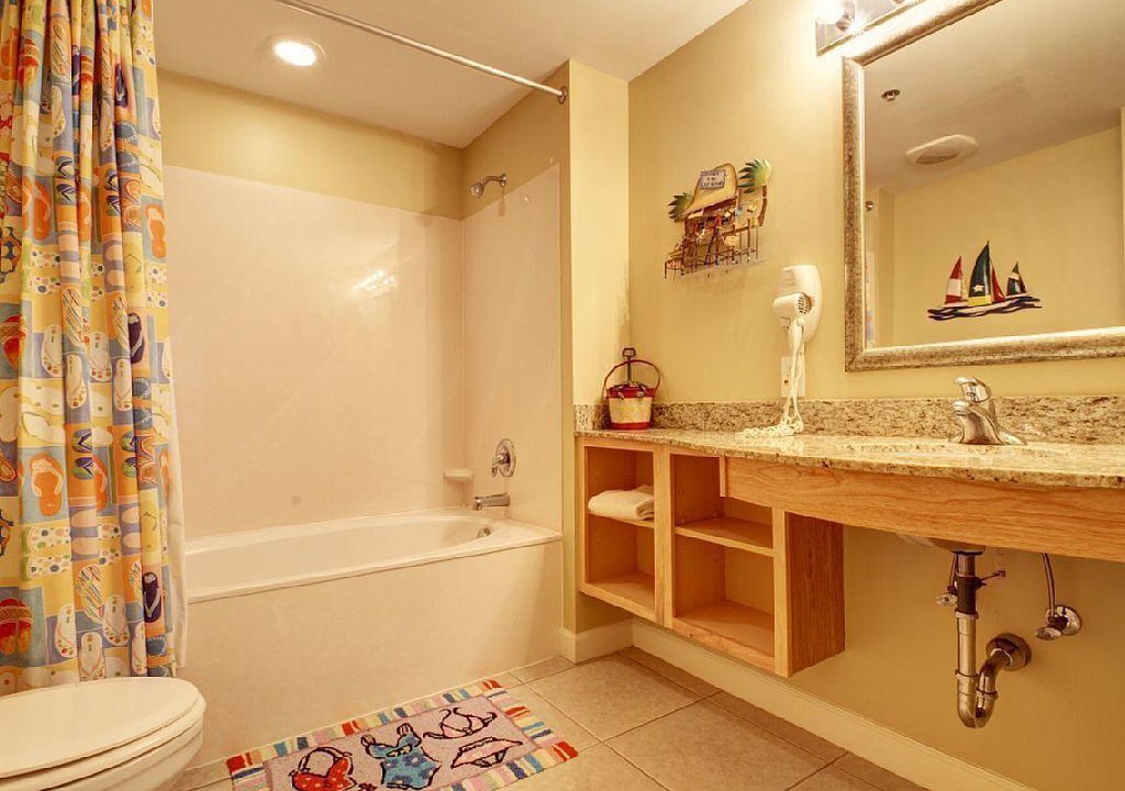 Photo of Bathroom in West Panama City Beach