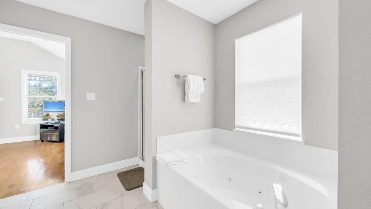 Photo of Bathroom in Dune Allen Beach